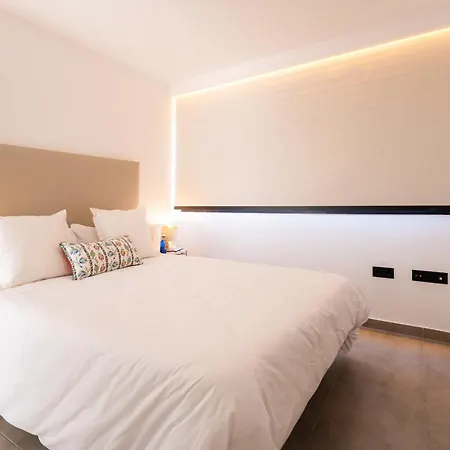 C. Mar 15a Apto Moderno Con Jacuzzi Y Vista Mar * Cotillo