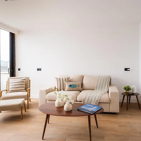 C. Mar 15a Apto Moderno Con Jacuzzi Y Vista Mar Apartamento *