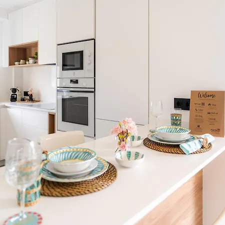 Apartamento C. Mar 15a Apto Moderno Con Jacuzzi Y Vista Mar *