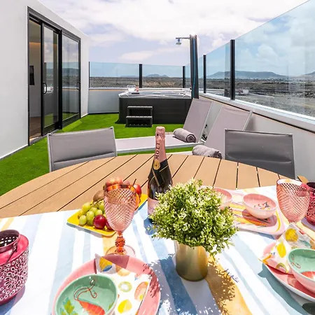 C. Mar 15a Apto Moderno Con Jacuzzi Y Vista Mar Apartamento Cotillo