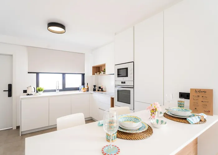 C. Mar 15a Apto Moderno Con Jacuzzi Y Vista Mar Lejlighed